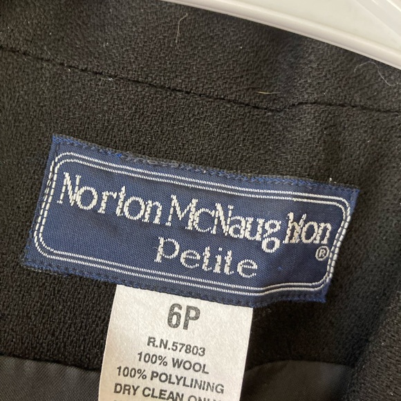 Vintage Norton Mcnaughton Petite Black 100% Wool Blazer 6P - Picture 6 of 7
